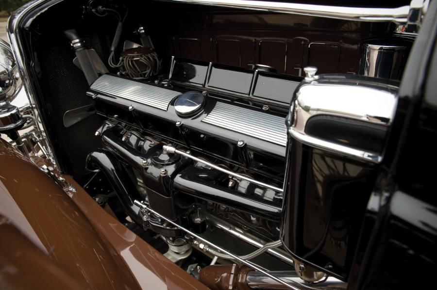  Cadillac V16 Roadster by Fleetwood 1931 года  (фото 11 из 12)